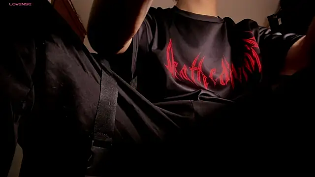 s_sven03's Live XXX Chat