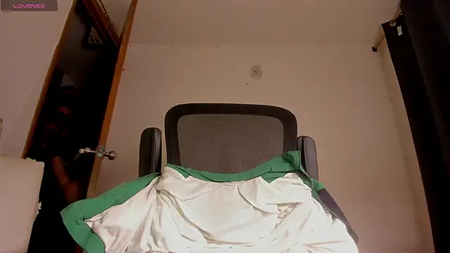 s_sven03's Live XXX Chat