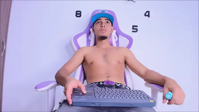 Вебкам-шоу victor_ospina