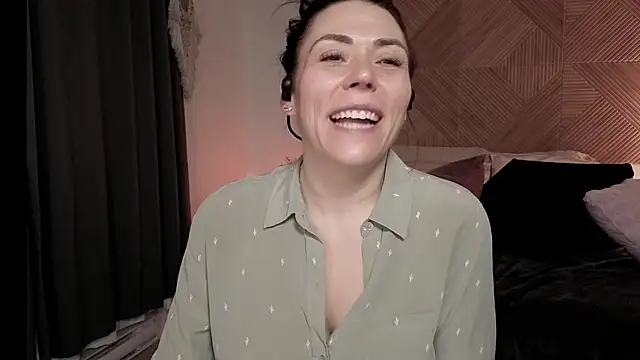 Pertunjukan Kamera Web Ellie-Elizabeth