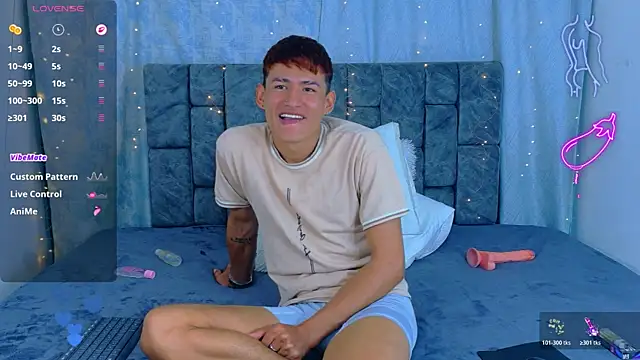 NicolasTorrez 网络视讯表演