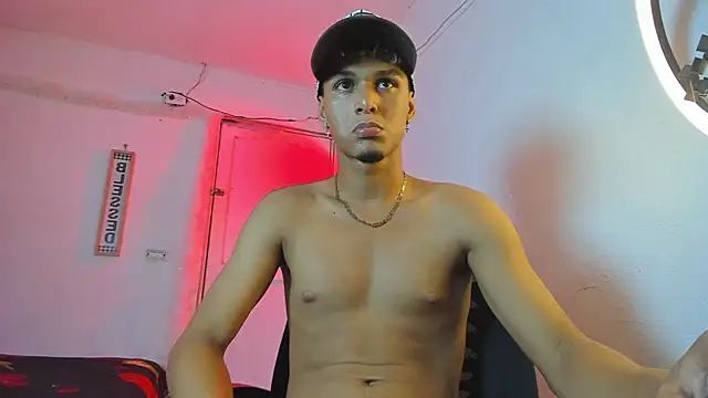 Master_hot06 Webcam show