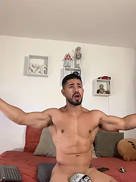 Ezzio_Scolaro Pertunjukan Webcam