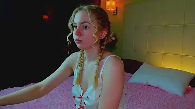 Chat XXX en directo de Linda__Bloom