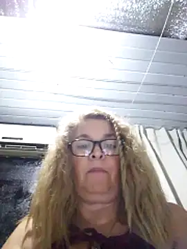 momismilf544n Live XXX chat