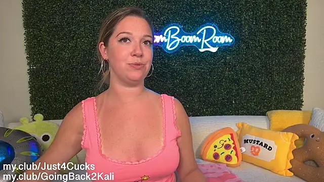 boomboomr00m: онлайн-секс-чат