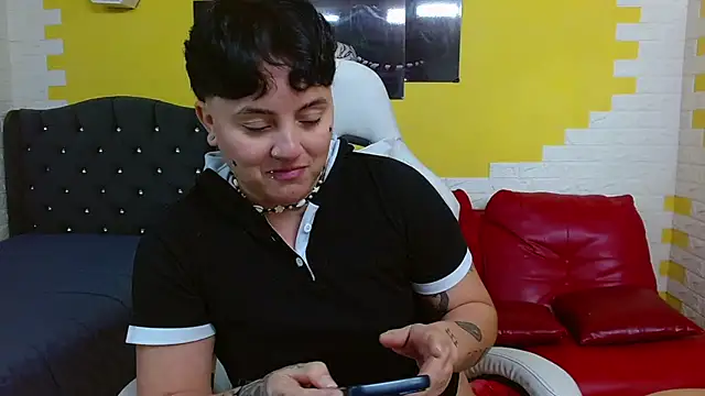 Chat +18 de isabeautyx19 ao vivo