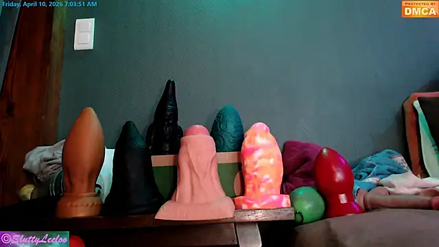 Chat XXX en directo de MissSluttyLeeloo