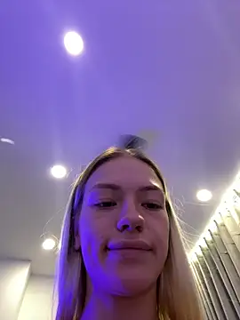 -Sexy_Barbie- 即時 XXX 聊天