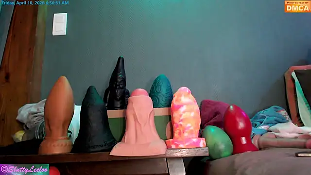 MissSluttyLeeloo 即時 XXX 聊天