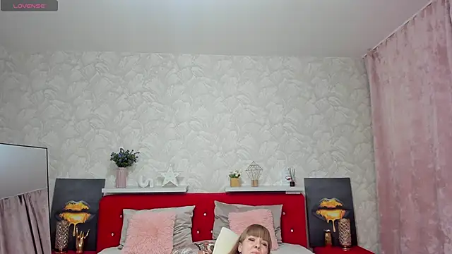 แชท XXX สดของ KattyPeachX