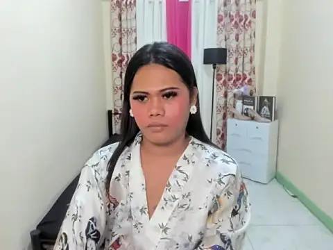 Seductive_terra Show Webcam