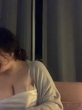 holyeroticss Chat XXX live