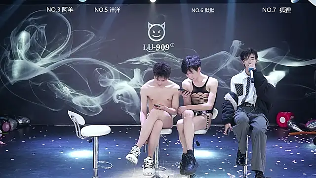 Czat XXX na żywo – MS-180-