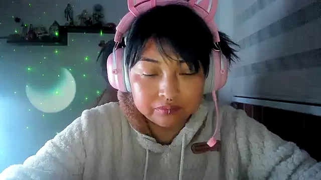 Shaddycute_ live XXX chat