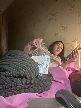 Živý XXX chat Naughtbaby_2025