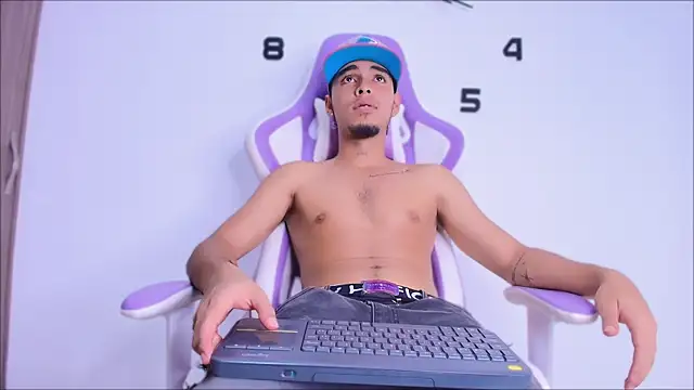 Webkamerová show victor_ospina