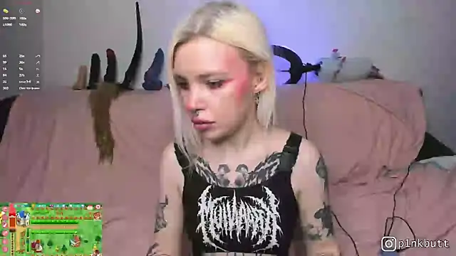 XXX chat uživo modela HelenGoat