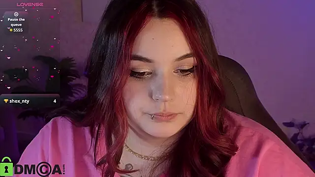 Mia_R0ss: онлайн-секс-чат