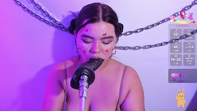 Chat +18 de klhoe_boobs ao vivo