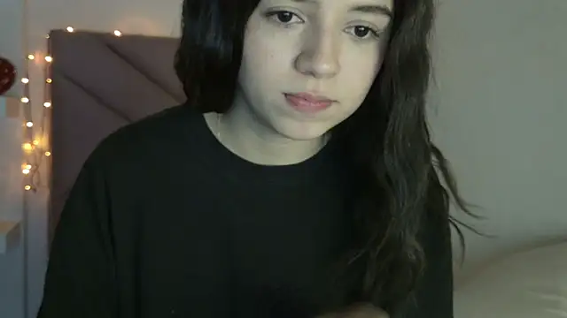 eva_sin18 Adlı Modelin Canlı XXX Sohbeti