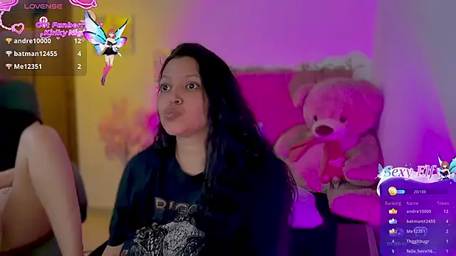 Chat XXX en directo de MarcellaGriffin