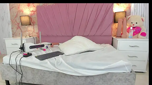 Wonderkloe_ Chat XXX in diretta