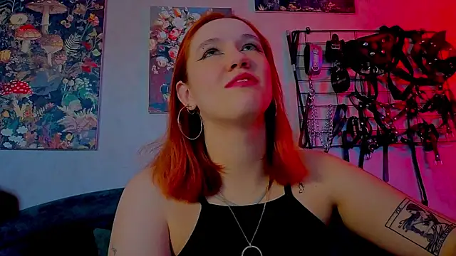 Chat XXX Live the_high_priestess