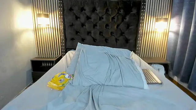 miss_sophiaxxx 网络视讯表演