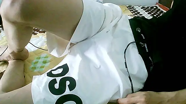 Chat +18 de Kang143 ao vivo