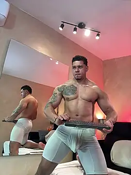 Živý XXX chat MassimoWalton2