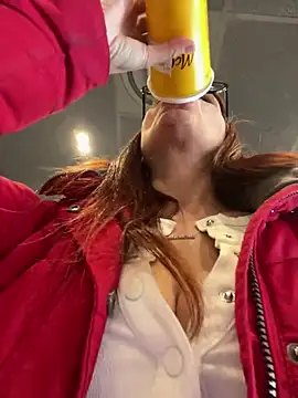 Chat +18 de NataKitten ao vivo