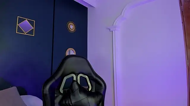 lia_sexx19 Live XXX-chat