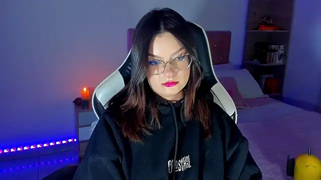 Chat XXX en directo de OphelianaRose33