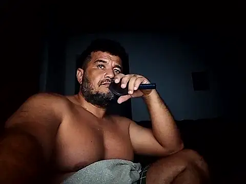 Chatroom XXX en direct de tarra122