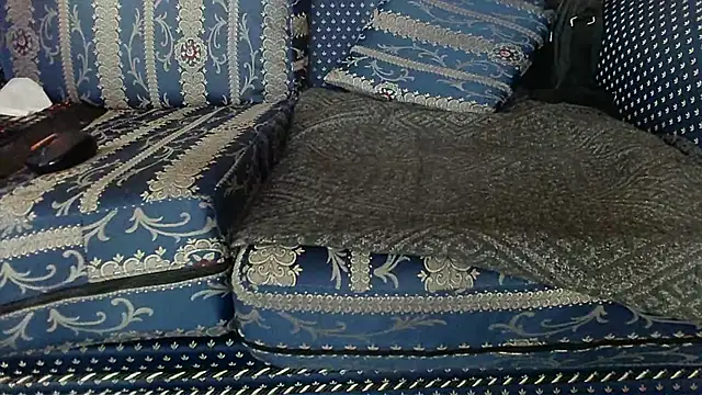 Xekwlo2mのライブXXXチャット