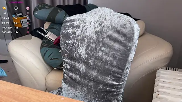 emily_is_here_ 现场XXX聊天