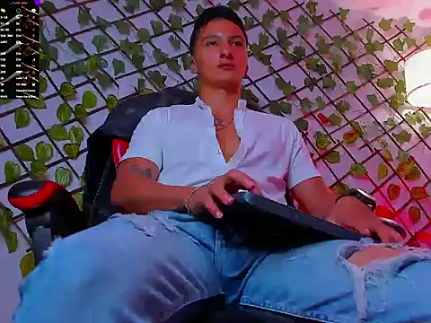 Dominus_Alpha Webcam show