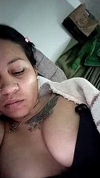 Chatroom XXX en direct de Tiphanydirty3