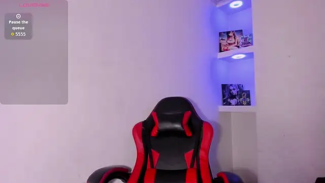 Chatroom XXX en direct de honeyluxe_