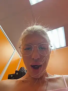 Czat XXX na żywo – NewLale