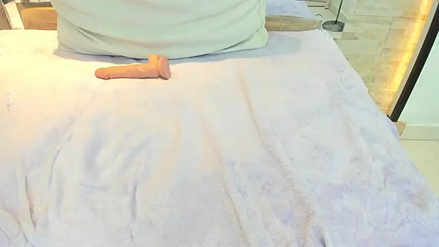 salome_greg: онлайн-секс-чат