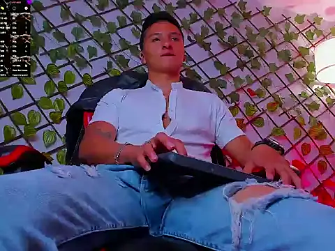 Онлайн чат XXX Dominus_Alpha