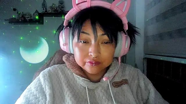 Chatroom XXX en direct de Shaddycute_