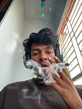 Chat +18 de thecatfishh ao vivo