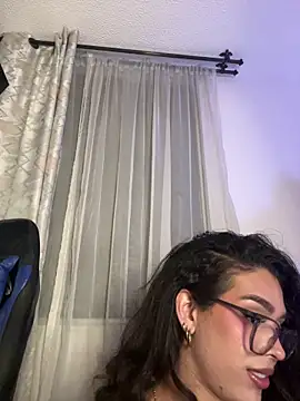 Samantha_Bernardo's Webcam Show