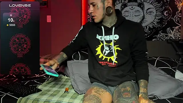 Czat XXX na żywo – jhonny__ackerman