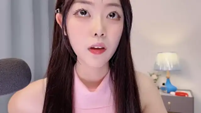 Chatroom XXX en direct de smalldaisy