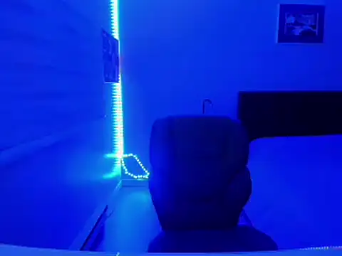 callme_iva Live XXX-chat