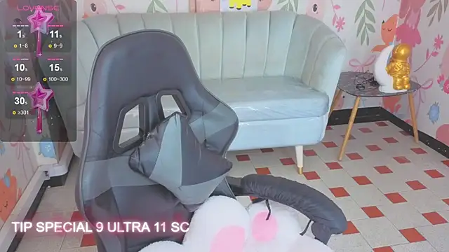 Paris09_v_ Live XXX-Chat